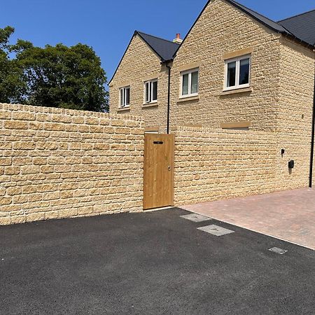Fleming Cottage - Contemporary Cotswold Home Upper Rissington Kültér fotó